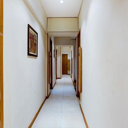 Oyo 81549 Hotel Elegance Nx Bombaim Exterior foto